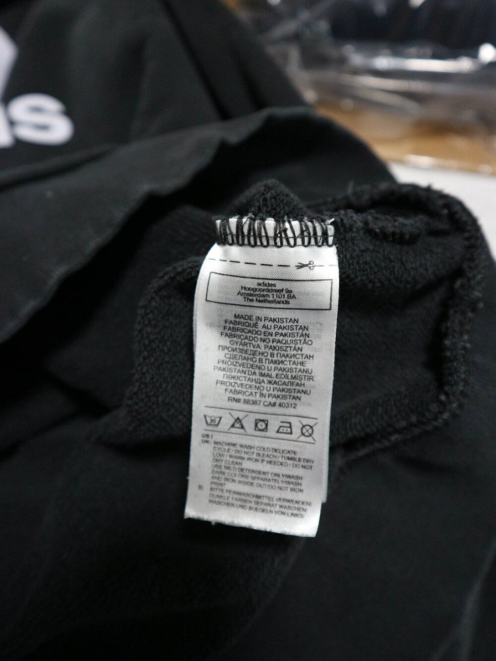 Adidas Trifoil Logo Faded Black Crewneck Womens Medium - Picture 7 of 8
